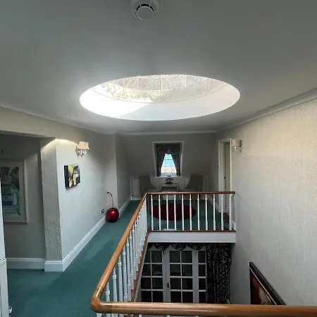 Rustic Getaway At Worlds Edge *